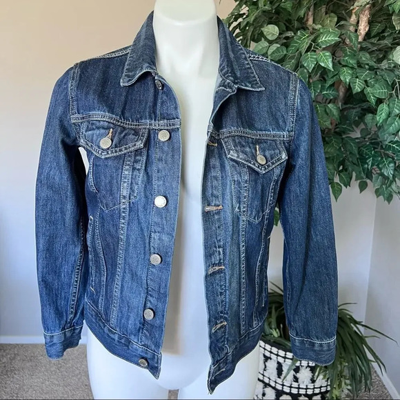 Lucky Brand “Tomboy Trucker” denim jacket - Picture 1 of 9